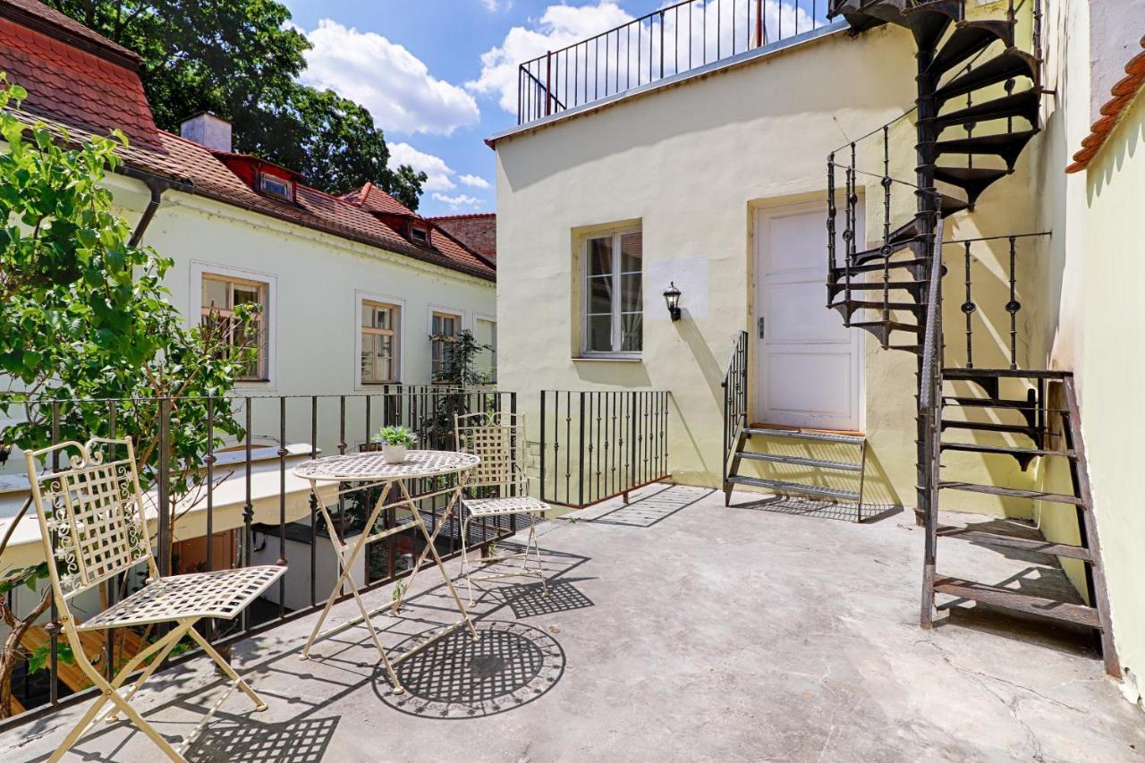 Prague Aparts By The Bridge Apartment Екстериор снимка